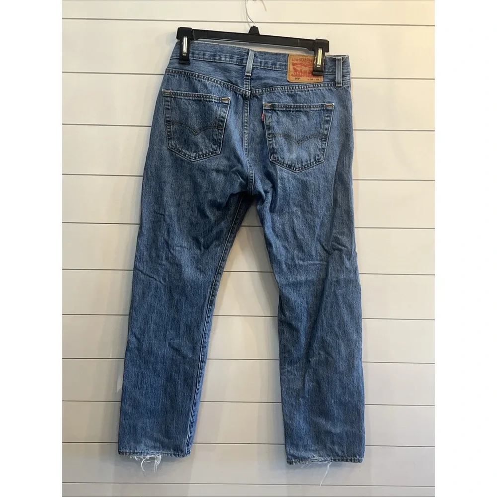 Levis 501 Jeans Mens 34x32 (Act 34x30) Blue Button Fly Distressed Straight Cut